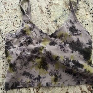 Lululemon top-excellent condition
